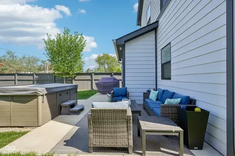 2846 Mac Pherson Avenue Indianapolis IN 46205