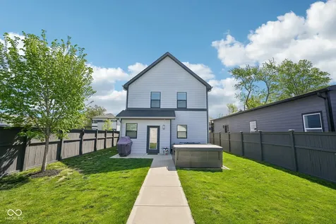 2846 Mac Pherson Avenue Indianapolis IN 46205