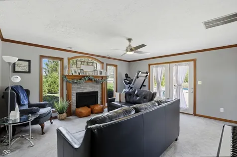 1692 E Casey Lane Greenfield IN 46140