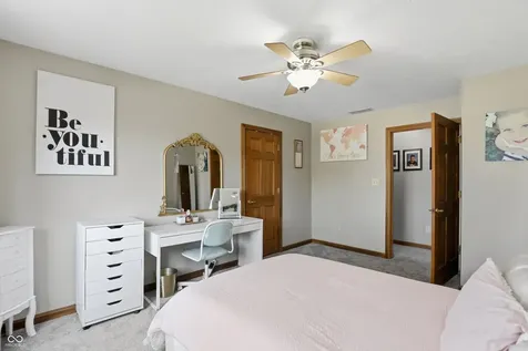 1692 E Casey Lane Greenfield IN 46140