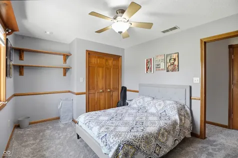 1692 E Casey Lane Greenfield IN 46140
