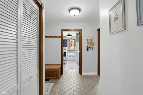 1692 E Casey Lane Greenfield IN 46140