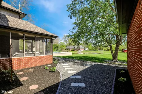 1692 E Casey Lane Greenfield IN 46140