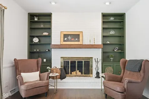 820 Yosemite Drive Indianapolis IN 46217