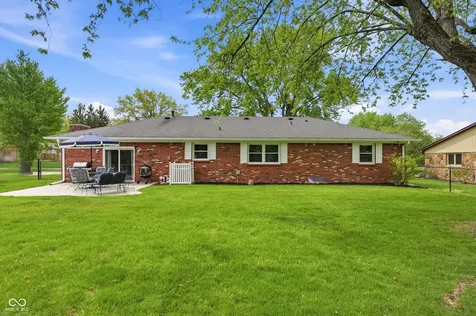 820 Yosemite Drive Indianapolis IN 46217