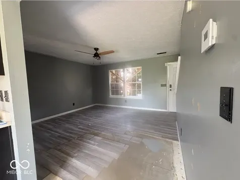 3916 N Bressingham Drive Indianapolis IN 46235