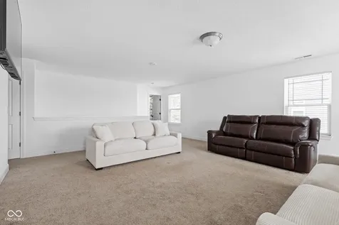 226 Ambassador Drive Pittsboro IN 46167
