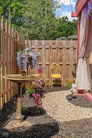 814 E 48th Street Indianapolis IN 46205