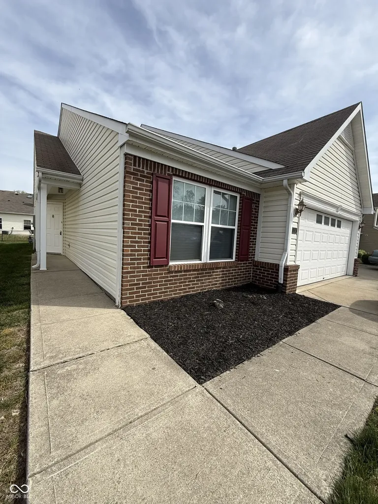1234 Estuary Drive Indianapolis IN 46217