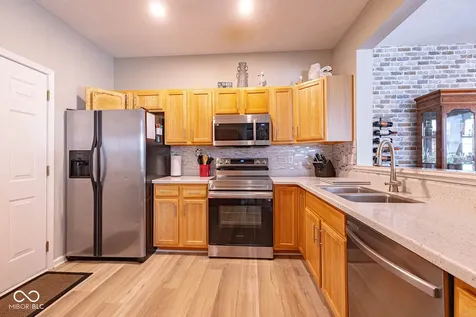 8330 Pine Branch Lane Indianapolis IN 46234