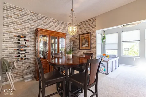 8330 Pine Branch Lane Indianapolis IN 46234