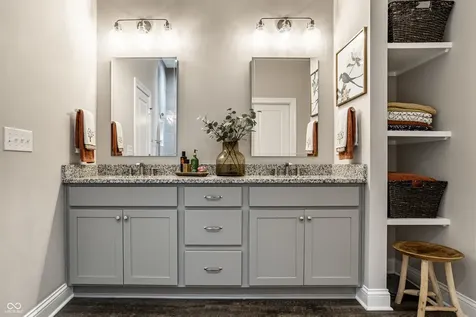 14943 Oak Hollow Lane W Carmel IN 46033