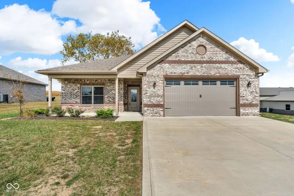 3048 W Glacier Drive Monrovia IN 46157
