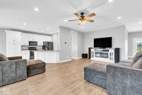 3048 W Glacier Drive Monrovia IN 46157