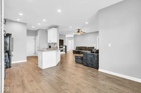 3048 W Glacier Drive Monrovia IN 46157