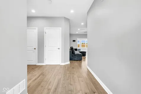 3048 W Glacier Drive Monrovia IN 46157