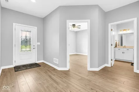 3048 W Glacier Drive Monrovia IN 46157