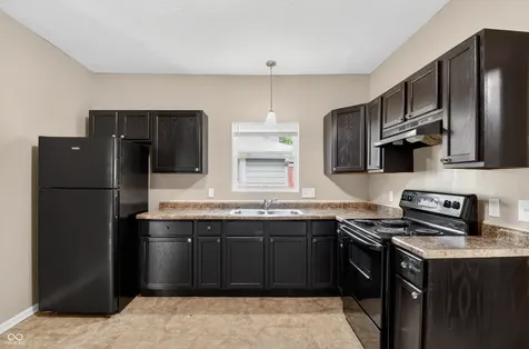 616 W 39th Street Indianapolis IN 46208