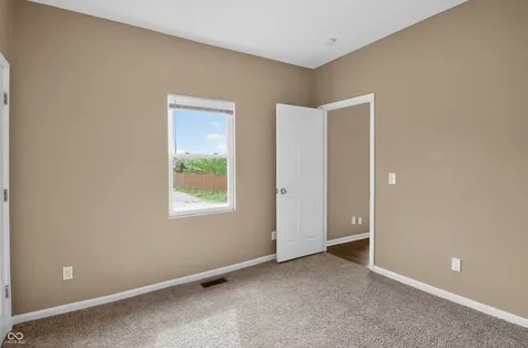 616 W 39th Street Indianapolis IN 46208