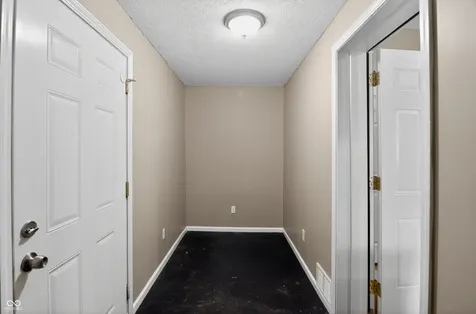 616 W 39th Street Indianapolis IN 46208