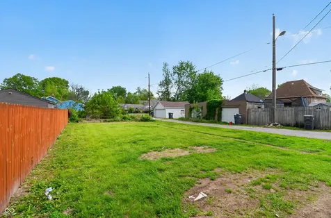616 W 39th Street Indianapolis IN 46208