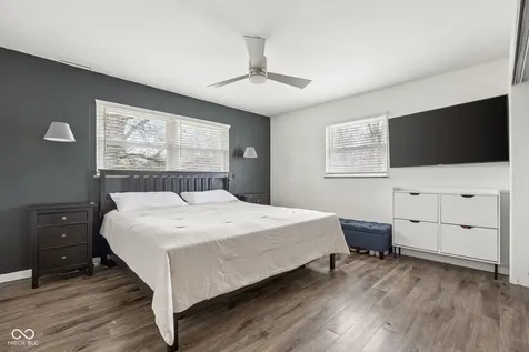 4709 Andover Square Indianapolis IN 46226