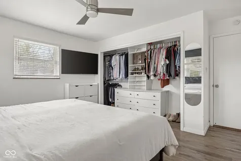 4709 Andover Square Indianapolis IN 46226