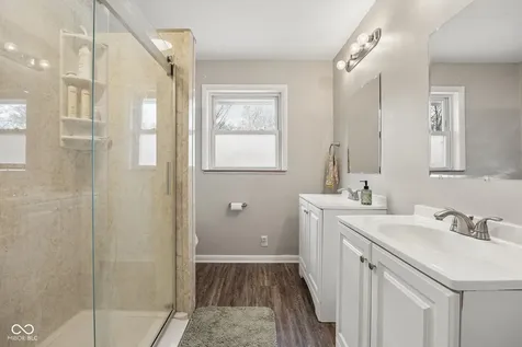 4709 Andover Square Indianapolis IN 46226