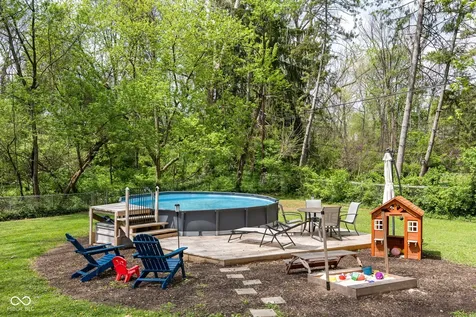 4709 Andover Square Indianapolis IN 46226