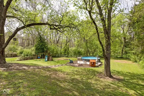 4709 Andover Square Indianapolis IN 46226