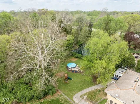 4709 Andover Square Indianapolis IN 46226