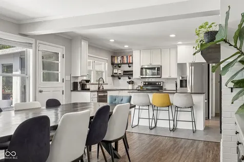 4709 Andover Square Indianapolis IN 46226