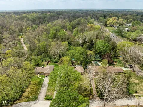 4709 Andover Square Indianapolis IN 46226