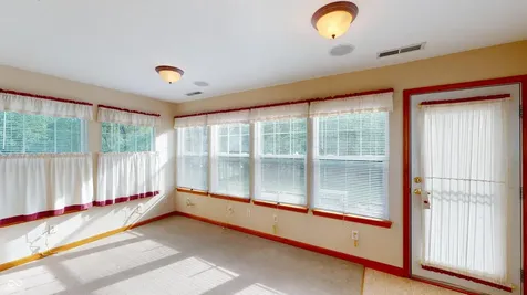 7427 Oak Knoll Drive Indianapolis IN 46217