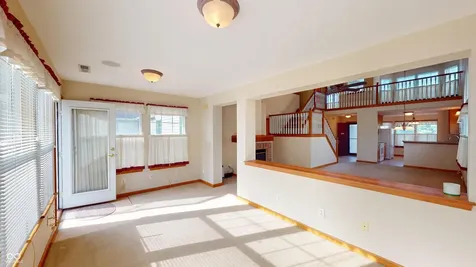 7427 Oak Knoll Drive Indianapolis IN 46217