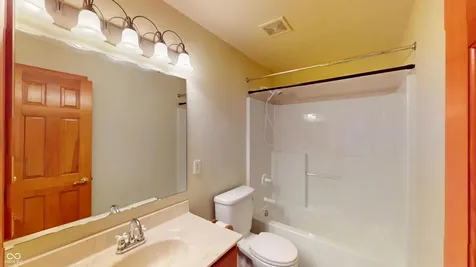 7427 Oak Knoll Drive Indianapolis IN 46217