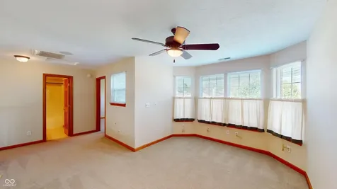 7427 Oak Knoll Drive Indianapolis IN 46217
