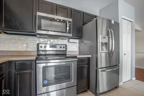 13266 Komatite Way Fishers IN 46038