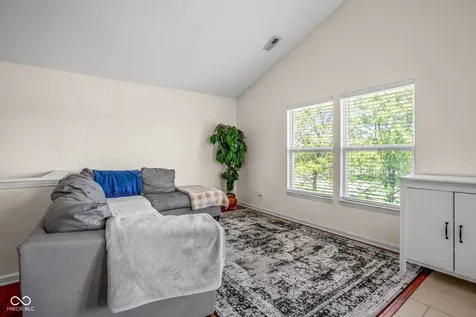 13266 Komatite Way Fishers IN 46038