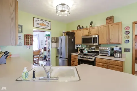 8344 Hunters Meadow Court Indianapolis IN 46259
