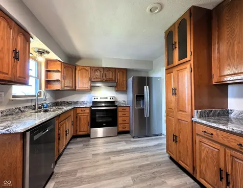 714 Spring Valley Court Indianapolis IN 46231