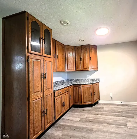 714 Spring Valley Court Indianapolis IN 46231