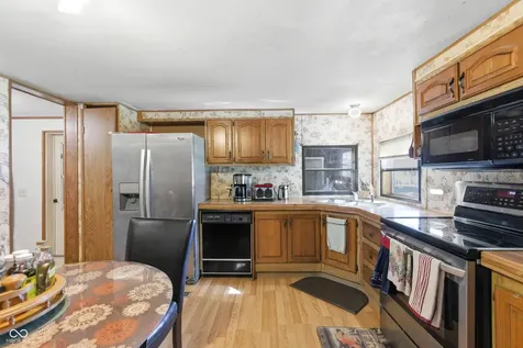 1102 Sam Ralston Road Lebanon IN 46052