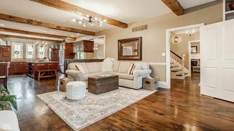 9353 S Mitthoeffer Road Indianapolis IN 46259