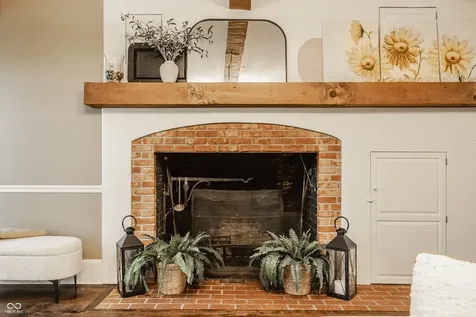 9353 S Mitthoeffer Road Indianapolis IN 46259