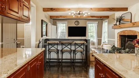 9353 S Mitthoeffer Road Indianapolis IN 46259