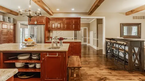 9353 S Mitthoeffer Road Indianapolis IN 46259