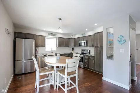 1289 Bayswater Lane Cicero IN 46034