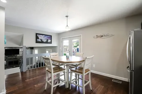1289 Bayswater Lane Cicero IN 46034