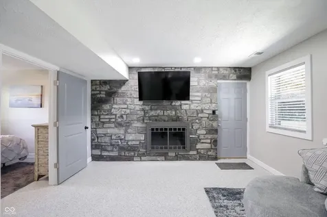1289 Bayswater Lane Cicero IN 46034